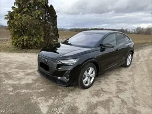 Audi Q4 e-tron 55 e-tron quattro Sportback Edition S Line