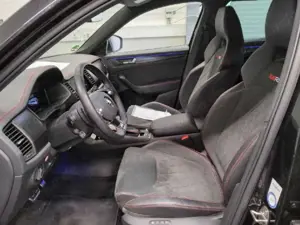 Skoda Kodiaq RS PANO AHK ACC NAVI RFK SHZ Bild 5