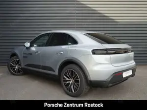 Porsche Macan 4 Surround View BOSE Luftfederung 20-Zoll Bild 3