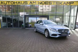 Mercedes-Benz C 180 *AVANTGARDE*AHK*PDC*NAVI*SHZ*AMBIENTE
