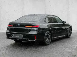 BMW i7 eDrive50 M Sportpaket Pro * Connoisseur Paket * Bo Bild 2