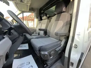 Volkswagen Crafter CRAFTER 2,0 TDI KASTEN MASSAGE NAVI KLIMA PDC Bild 4