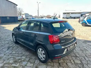 Volkswagen Polo V Trendline mit VW  Scheckheft lückenlos Bild 3