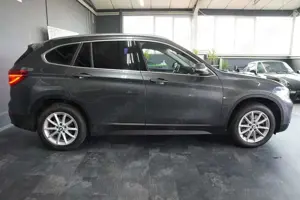BMW X1 xDrive 20 d *1.HAND*AHK*LED*RFK*SHZ*8xAlu* Bild 5
