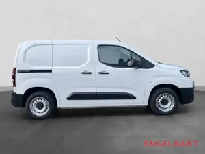 Toyota Proace City 1.5 D4D L1 Meister Bild 5
