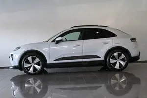 Porsche Macan Electric 100 kWh HUD ACC Leder CarPlay LED