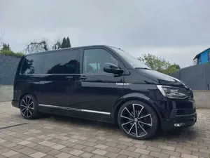 Volkswagen T6 Multivan 2.0 TDI BMT DSG Kurz Highline Bild 2
