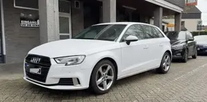 Audi A3 30 TFSI • neu TÜV  Bremsen und Reifen