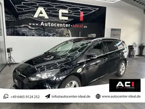 Ford Focus 1.6 Ti-VCT Champions, Navi, SH, PDC, BT