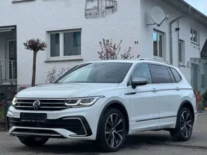 Volkswagen Tiguan Allspace R-Line 4Motion*PANO*AHK*GARANTIE