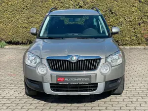 Skoda Yeti 1,4 Active Plus Edition SZH PDC BC TÜV NEU