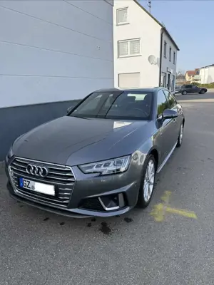 Audi A4 40 TDI quattro design