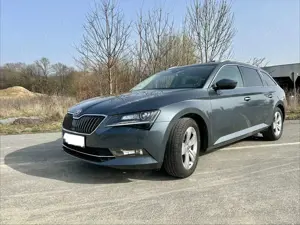 Skoda Superb Combi 2.0 TDI DSG Style