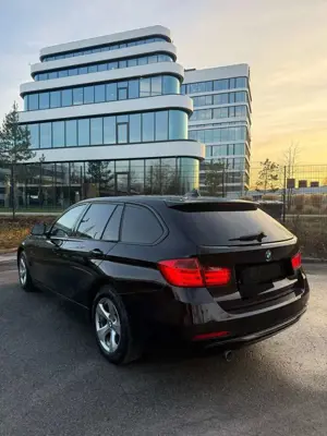 BMW 318 318d Touring Sport Line Bild 4
