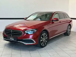 Mercedes-Benz E 300 de 4Matic T 9G Exclusive AMG Navi-MBux*Leder*LED