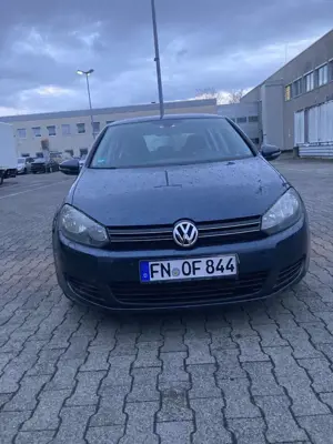 Volkswagen Golf 6 2.0 TDI Highline 01.28 TÜV zahnriemen gewechselt