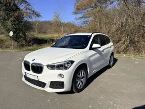 BMW X1 xDrive20d M Sport | Autom | Pano | Leder | WintRäd