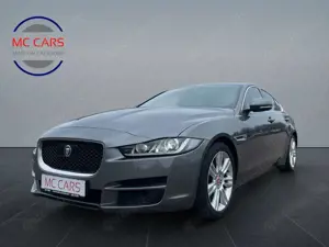 Jaguar XE Prestige/Leder/Navi/Kamera/Tüv+Au Neu Bild 4