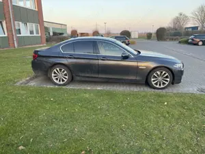BMW 550 550i Aut. Luxury Line Bild 2