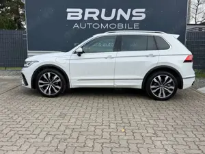 Volkswagen Tiguan R-Line eHybrid ACC HUD PANO AHK 20 Zoll Bild 3