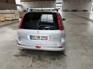 Peugeot 206 Bild 5