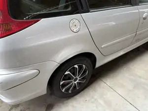 Peugeot 206 Bild 4