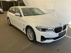 BMW 520 e VollLeder*LiceCP*LED*Navi+*4xSH*HUD*DAB*LM
