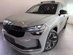 Skoda Kodiaq 1.5 eTSI Sportline AHK PANO HEAD UP 20"