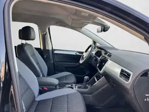 Volkswagen Touran GOAL 2.0 TDI DSG 7-Sitzer LED NAVI AHK Bild 5