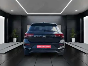 Volkswagen T-Roc Sport 4Motion Sport Navi LED Dyn. Kurvenlicht ACC Bild 4