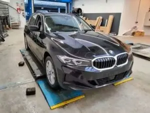 BMW 318 d/SportStz/WidscrDispl/PDrivAs/KomfZ/FaceLif