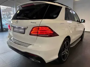 Mercedes-Benz GLE 350 d 4Matic AMG-Paket/Panorama+ACC+360° - image 5