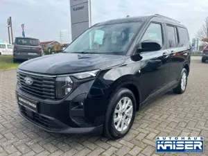 Ford Tourneo Courier Titanium Allwetter Lenkrad heizbar