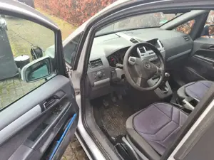 Opel Zafira Bild 3