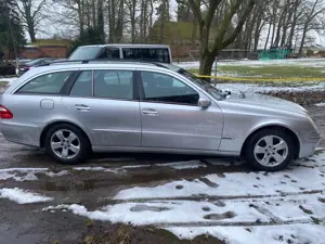 Mercedes-Benz E 220 E 220 T CDI,SITZH.AHK,KINDERSITZ,TÜV 3.2027