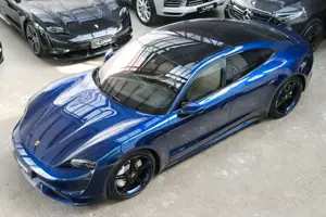 Porsche Taycan Turbo Clubleder HeadUp InnoDrive Pano 21"