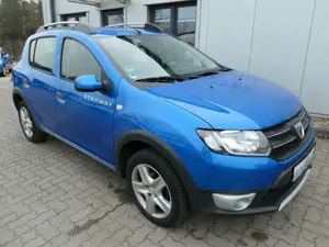Dacia Sandero Bild 2