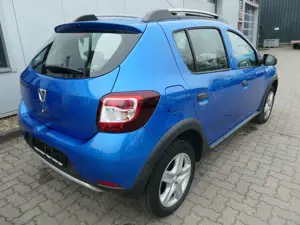 Dacia Sandero Bild 4