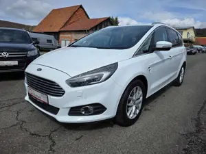 Ford S-Max S-MAX Titanium Navi Kamera Bi-Xenon  7-SITZ