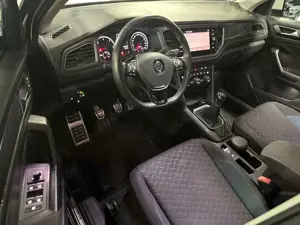 Volkswagen T-Roc IQ.DRIVE APPLECARPLAY/KLIMAUTOMATIK/EL. HECKKLAPPE Bild 5