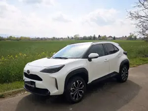 Toyota Yaris Cross Hybrid 130 Team D *AHK*NAVI*ACC*SHZ