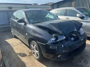 SEAT Ibiza Sport Edition/ Unfallschaden/ Motor ok