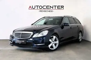 Mercedes-Benz E 200 T CGI AMG-Paket Elegance BlueEfficiency