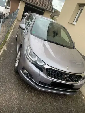 DS Automobiles DS 4 Voll Basis