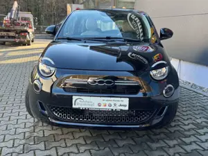 Fiat 500 Hybrid Limousine 500 Hybrid ICON