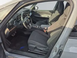 CUPRA Born 58kWh SHZ Allwetter 19Zoll Batteriezertifikat Bild 3