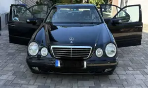 Mercedes-Benz E 320 Elegance