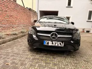Mercedes-Benz CLA 200 CLA Shooting Brake Diesel Shooting Brake d 7G-DCT Bild 3