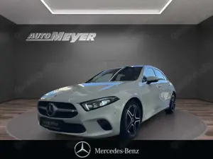 Mercedes-Benz A 200 PROGRESSIVE+PANO+AHK+AMG-RAD+LED+STHZG++