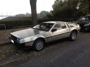 Delorean DMC-12